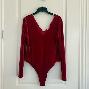 Gianni Bini Red Velvet V-Neck Long Sleeve Bodysuit